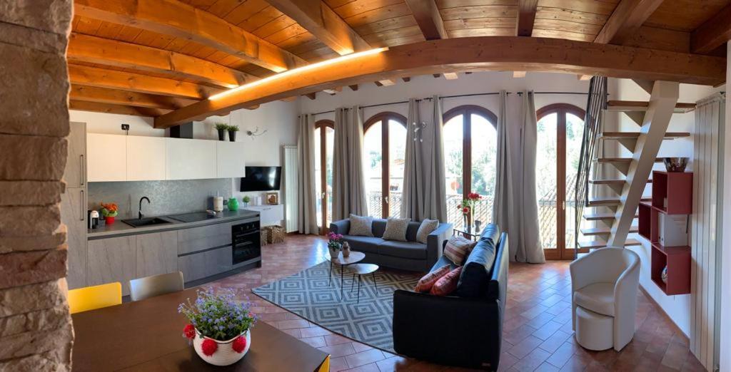 La Primula Apartment Sovere Екстериор снимка