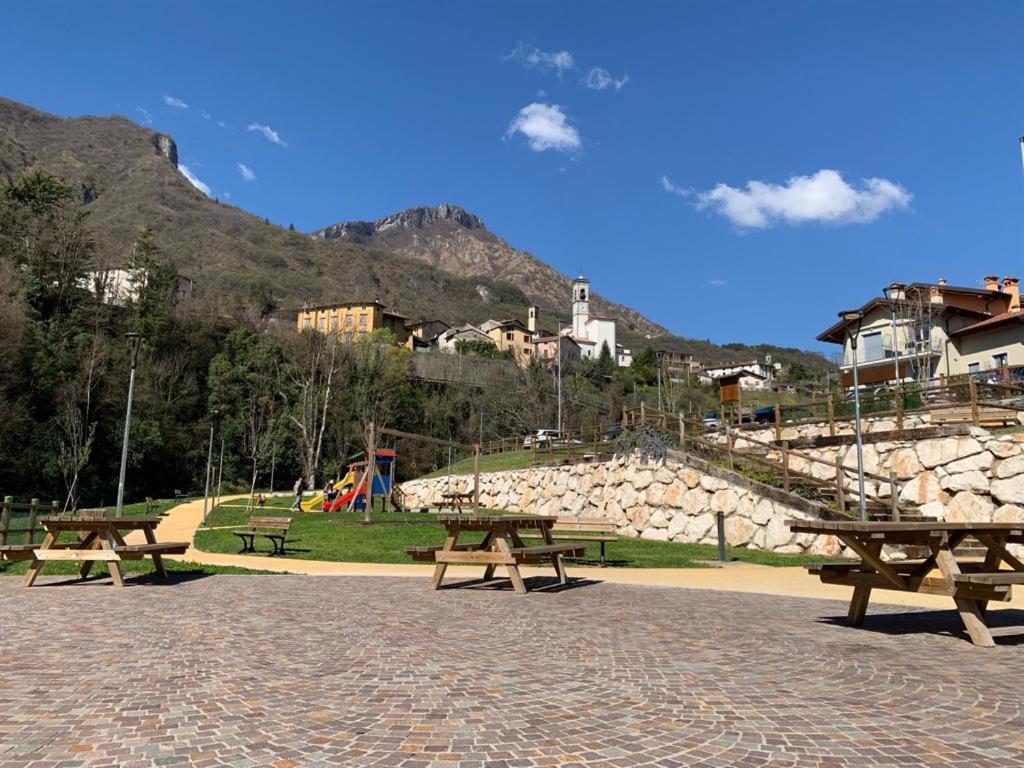 La Primula Apartment Sovere Екстериор снимка